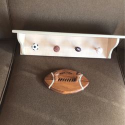 Child’s Jacket/Hat Hanger