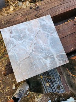 Marble tile 12x12 5boxes 50 tiles
