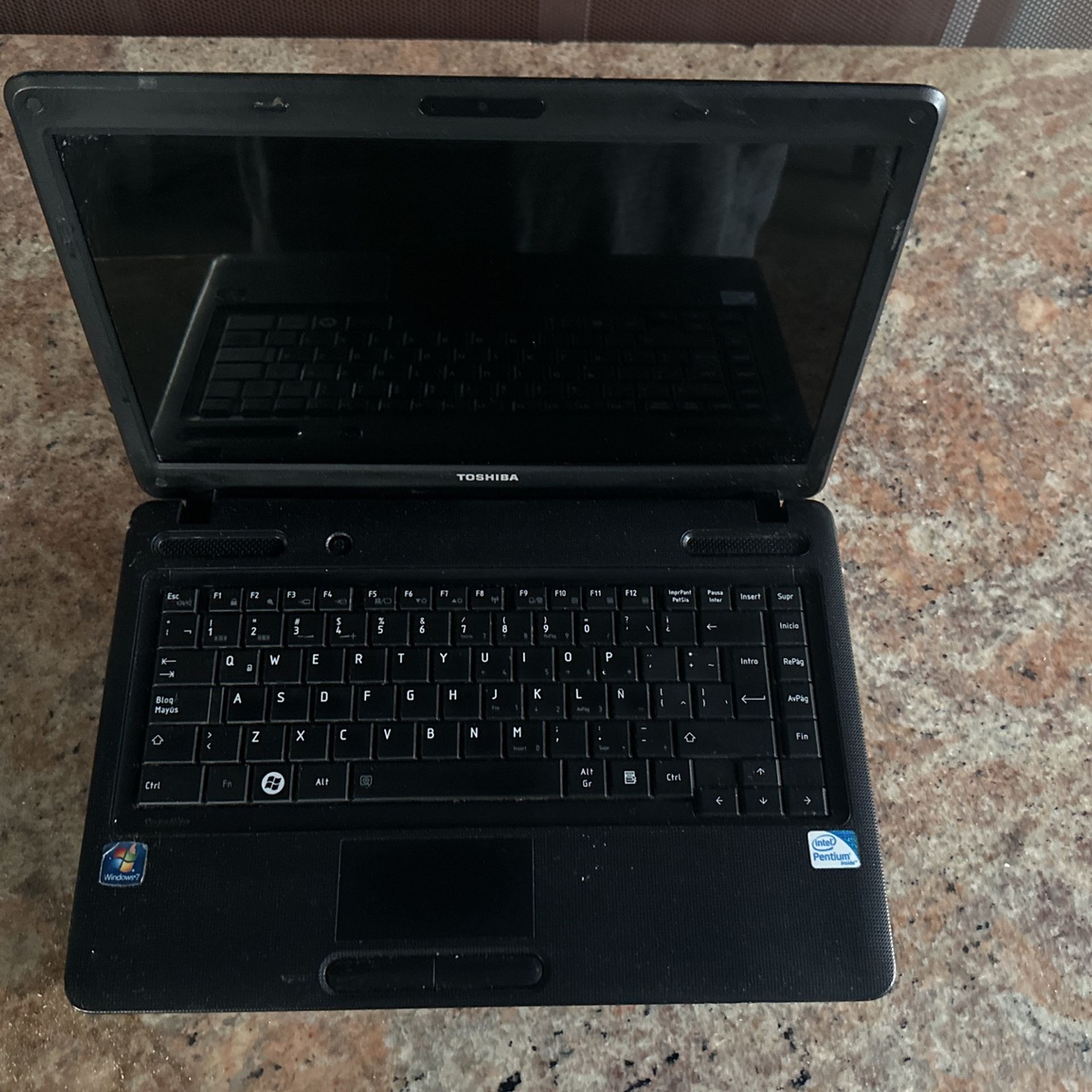 TOSHIBA LAPTOP