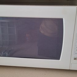 Panasonic Microwave $60