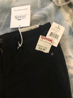 Black jeans. NEW Size 4 super stretch