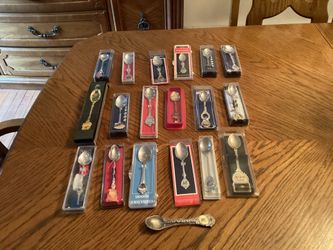 Spoons Collection 20 Pieces For Different Country$50