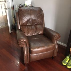 Pushback Leather Recliner