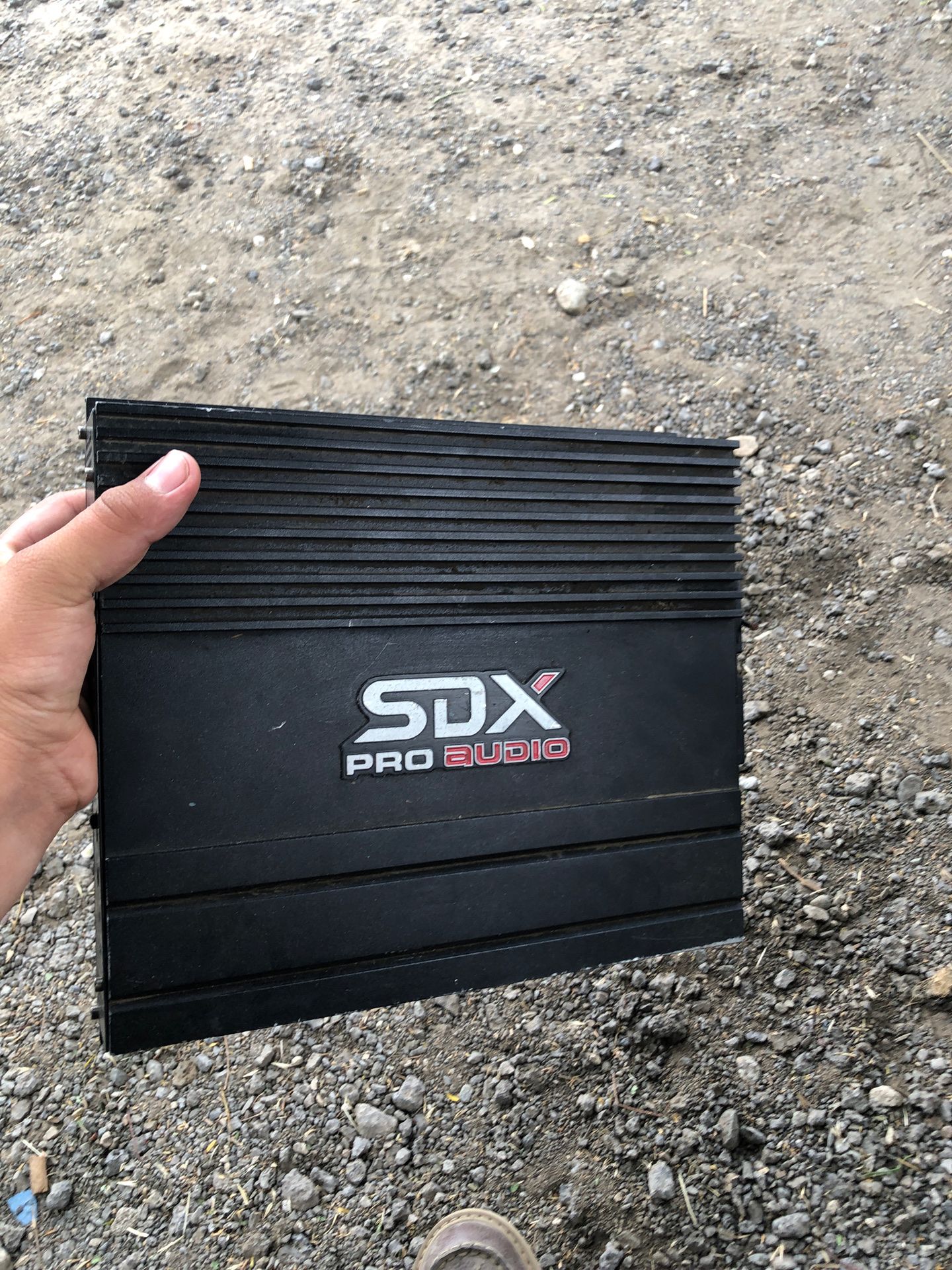 SDX PRO AUDIO Amplifier