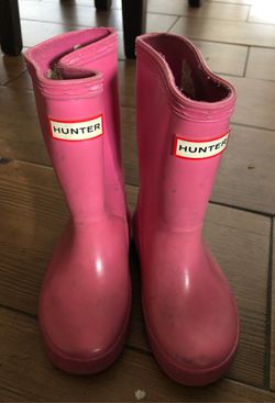 Kids hunter rain boots size 9 US