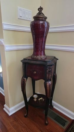 Baroque Accent Table + Large Burgundy Fleur-de-Lis Ginger Jar Urn — Sold Separate or Together