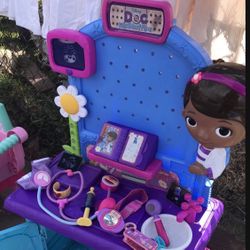 Doc McStuffins Make Sounds With Accessories