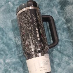 Stanley x Calia 30 oz.  Tumbler