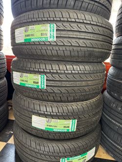 💯📲235/50:18 vendo set de llantas nuevas goodride