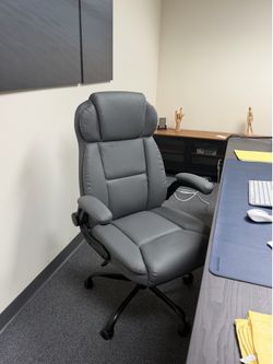 AreShark Heavy-Duty Ergonomic Leather Office Chair – Brand New in Box