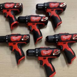 Mílwaukee New Drill Driver M12 $50 Each One 