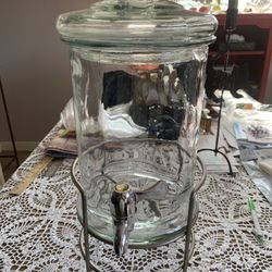 Glass Beverage Dispenser w/stand