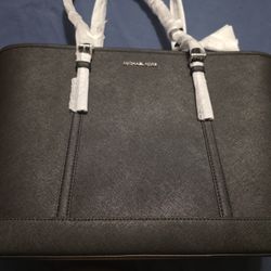 Brand New Michael kors Tote Purse