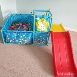 Ball Pitt- Read Description