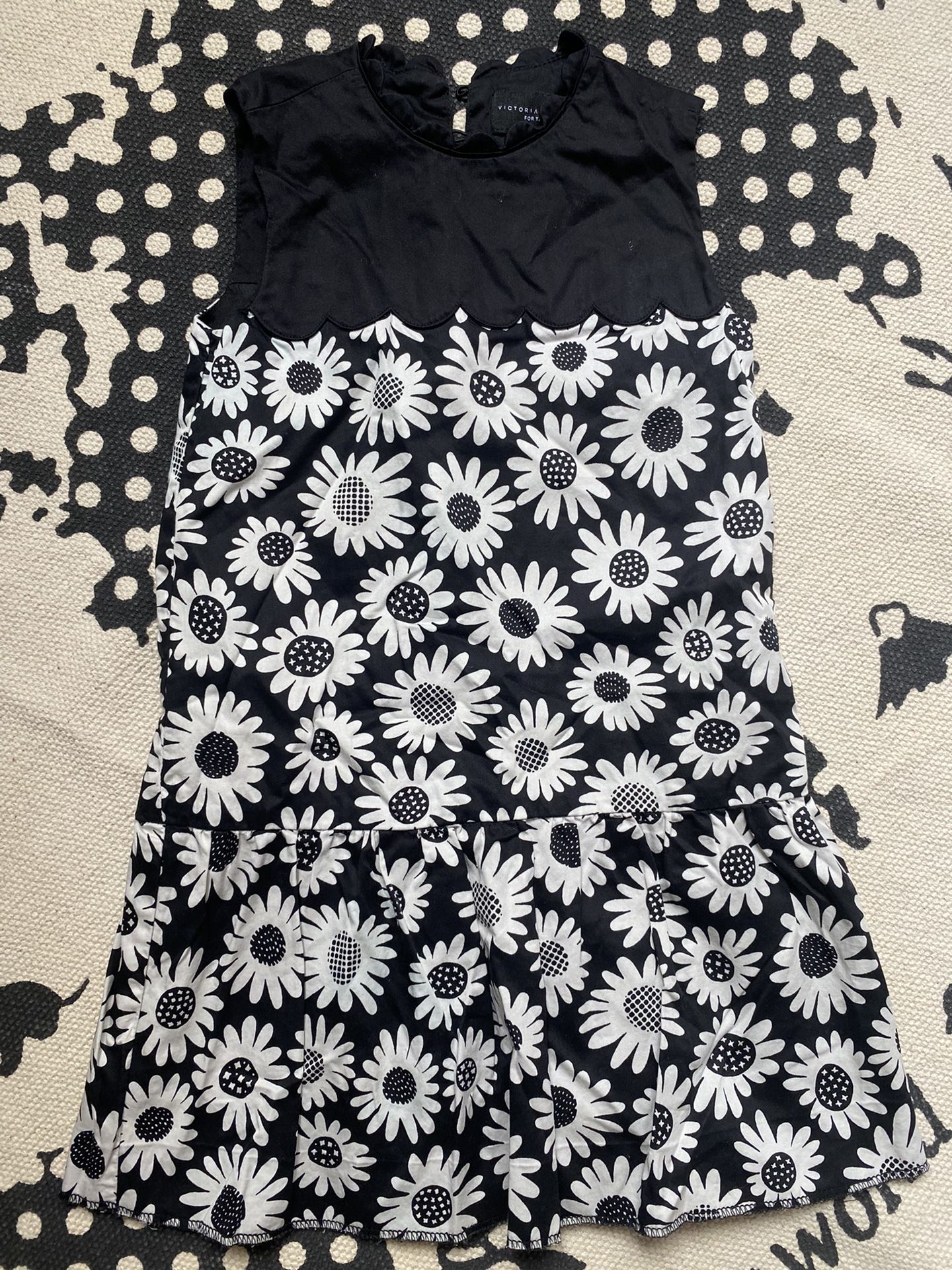 Girl’s Dress Size XS 4/5 Kids Clothes Victoria Beckham