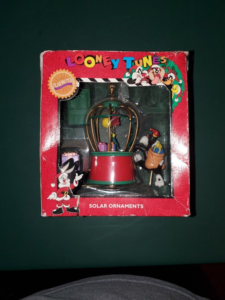 1996 Looney Toons Solar Christmas Ornament