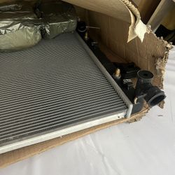 Jeep Grand Cherokee Radiator 01-04