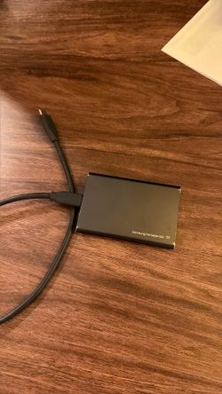 Samsung T7 SSD 4 TB