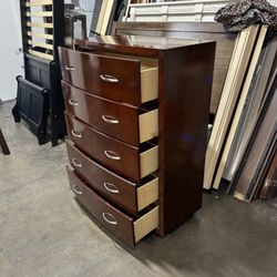 Dresser $150