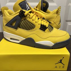 Nike Air Jordan 4 Retro Lightning