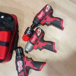 Milwaukee M12 FUEL 3-Tool Combo Kit — 1/2in. Drill Driver, 1/4in. Hex Impact Driver, 1Batteries, Charger,