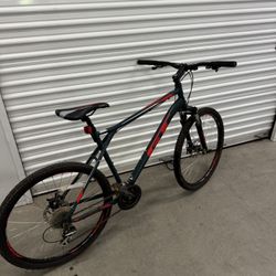 GT Agressor Pro Mountain XL bike