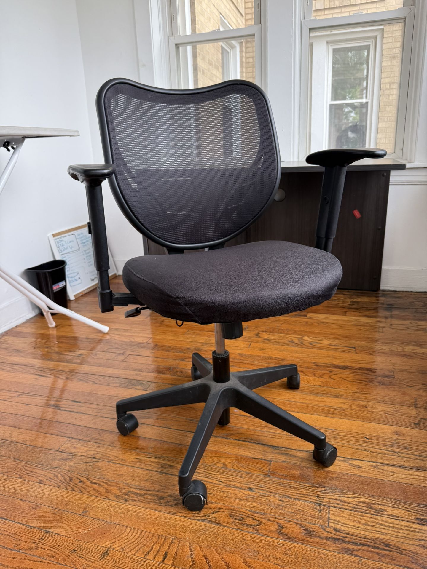 Ergonomic Mesh Office Chair
