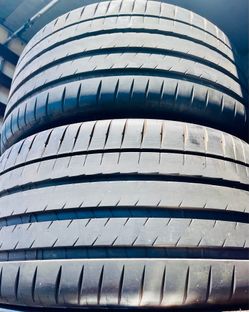 325/35/22 Michelin PILOT SPORT 4S 325 35 22 Tires 325/35R22