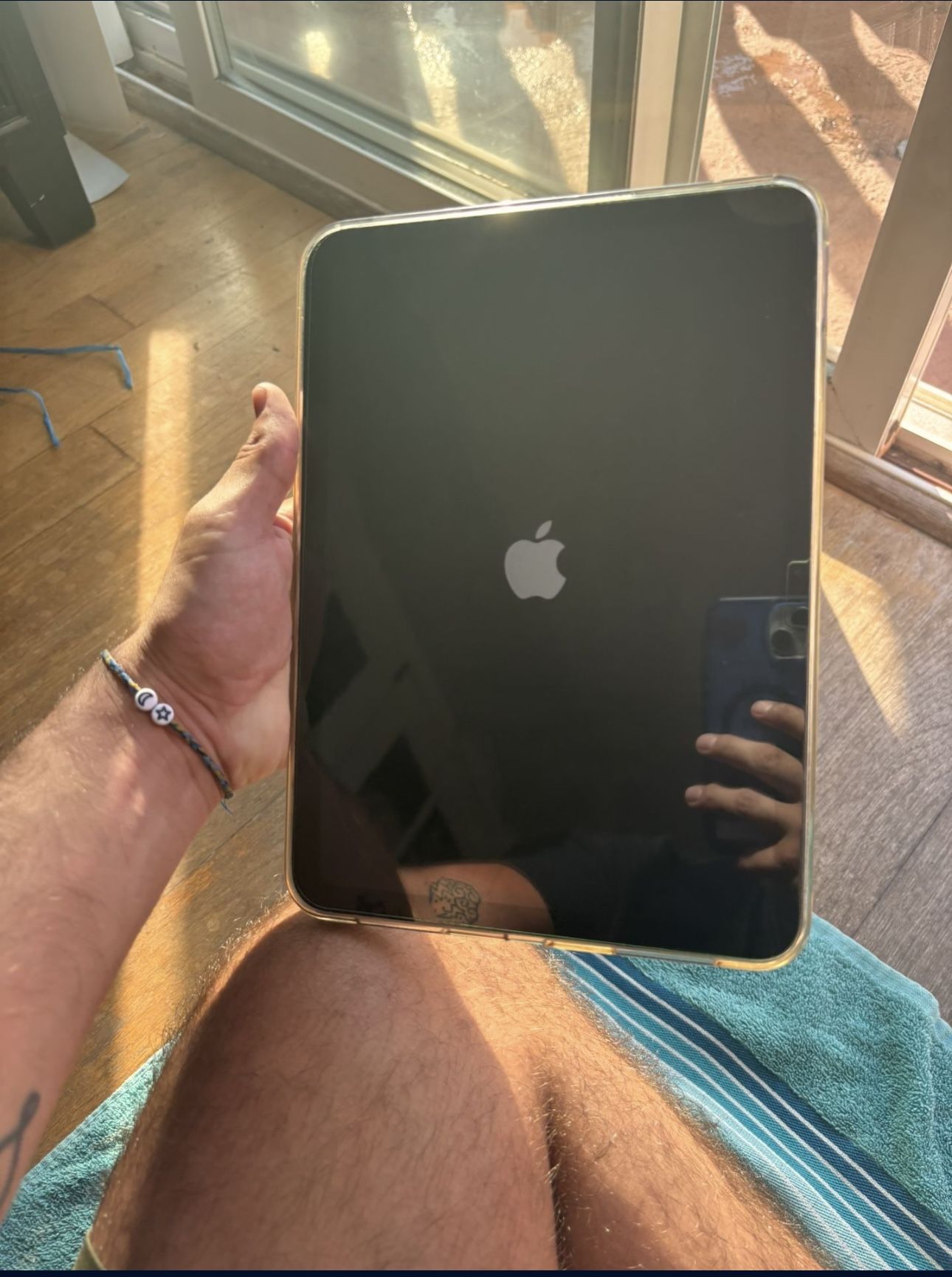 Selling Ipad Or Exchange For Macbook Air