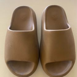 Yeezy slide