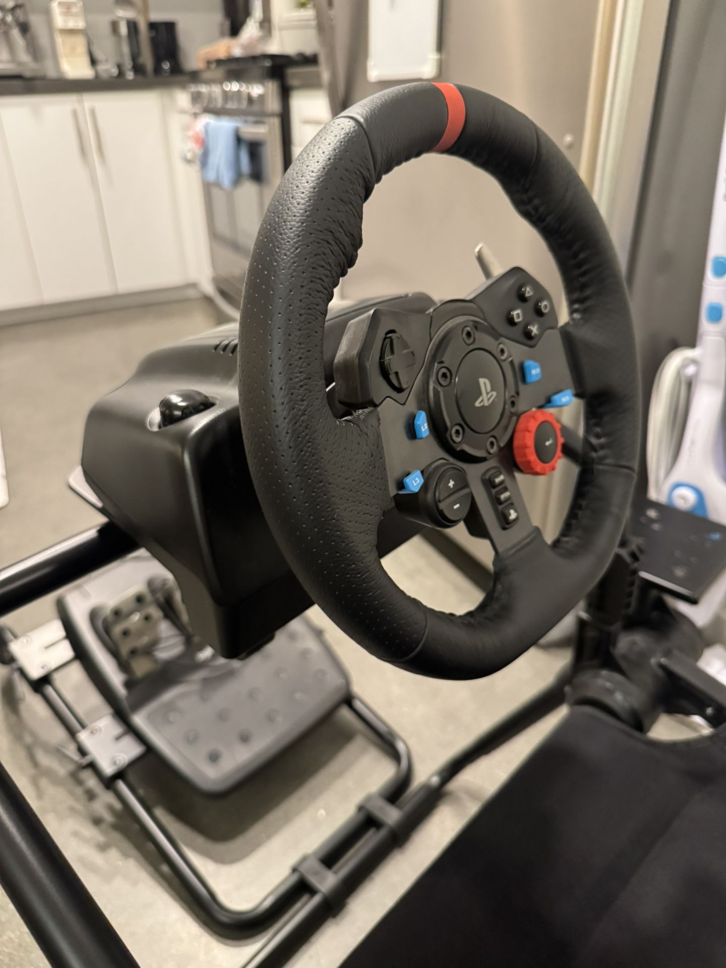 Logitech G29