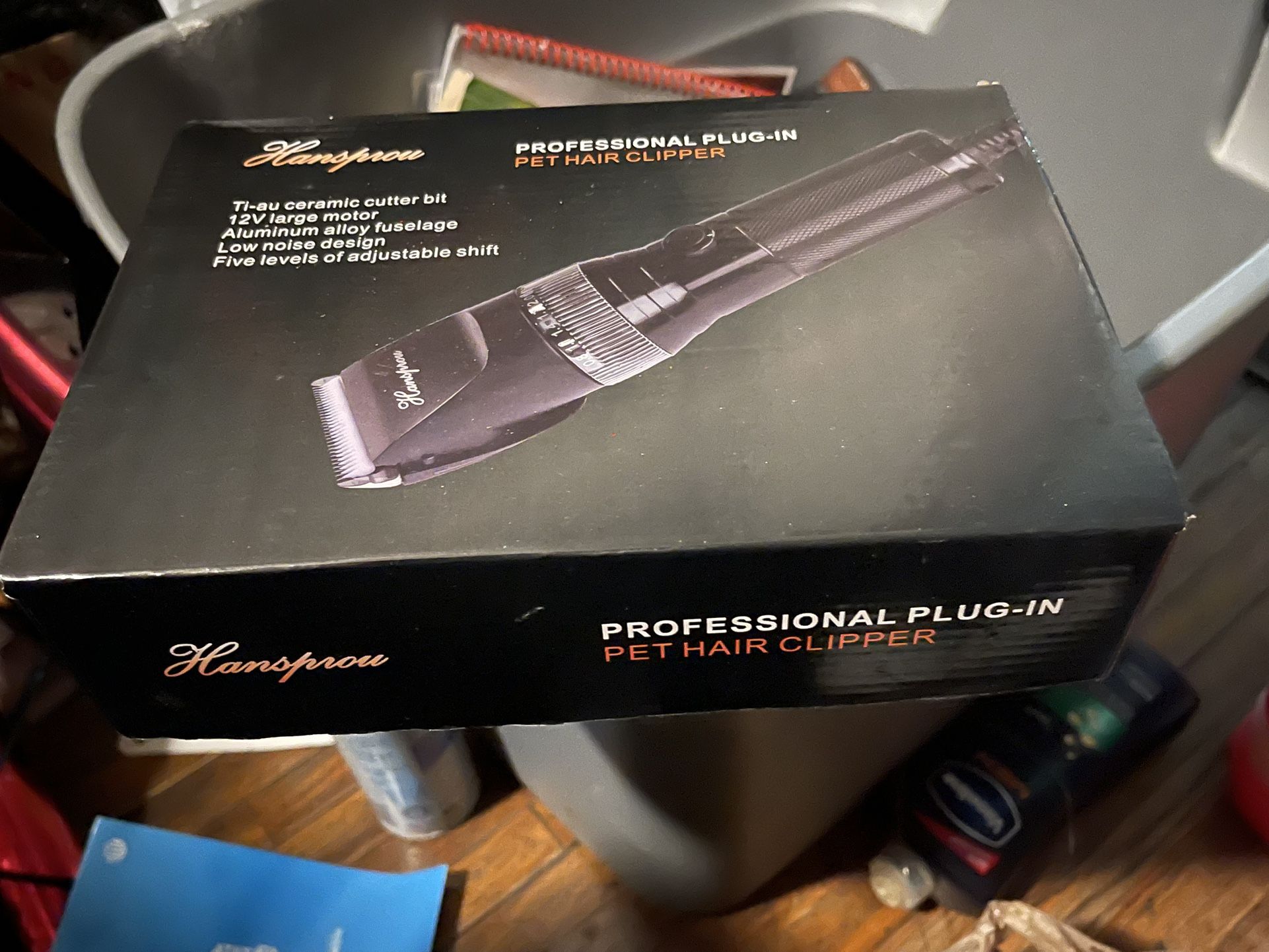 Hansprou professional, plug-in, pet hair clippers brand new
