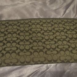 COACH  CHECKBOOK/ WALLET
