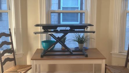 Flexpro Professional Office Standing Desk - Excellent Condition - $150 OBO