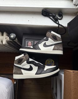 AIR JORDAN 1 RETRO HIGH OG MOCHA Size 15 555088-105 BRAND NEW OG ALL