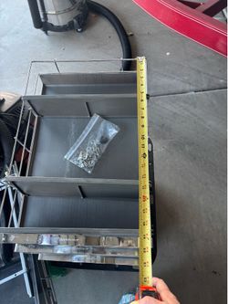 Simple human 20 inch pull out cabinet organizer chrome