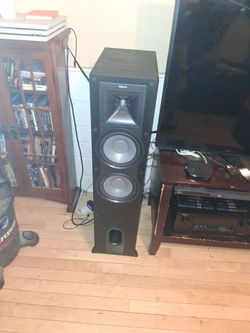 Pair of Klipsch KF-28 Speakers with KC-25 Center Channel