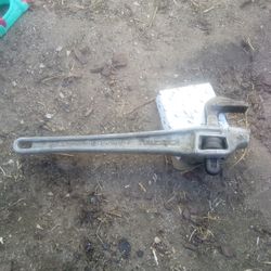 Rigid Offset Pipe Wrench
