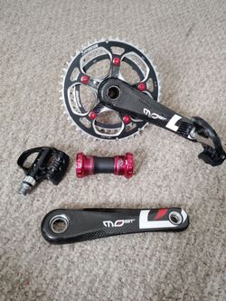 Carbon crank pedals and BB