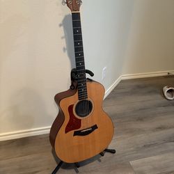 Taylor left handed guitar