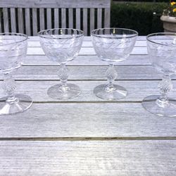 Set Of 4 Vintage Etched Crystal Wine, Champagne , Cordial Glasses. 4 1/2” Tall x 3” across. 