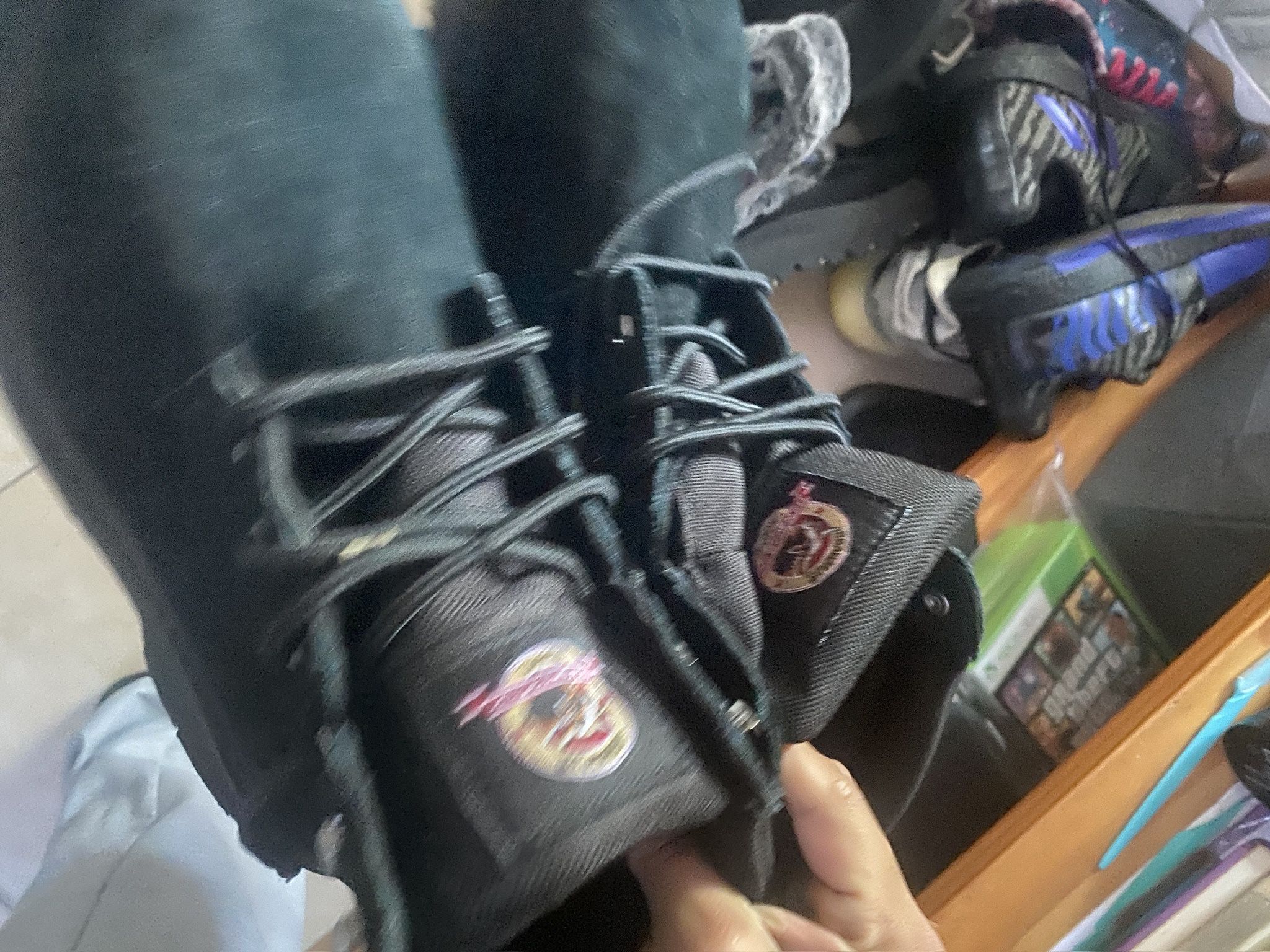 Boots and skecher uggs