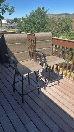 Set of two outdoor bar height swivel stools