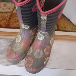 Girls rain boots 5