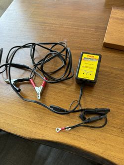 Motorcycle Trickle Charger