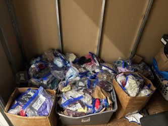 Huge amount of Girlfriend Collective clothing