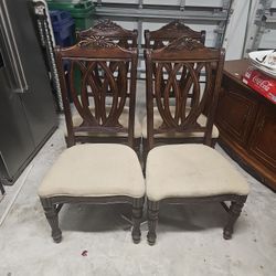 Round Glass Dining Table With 4 Chairs