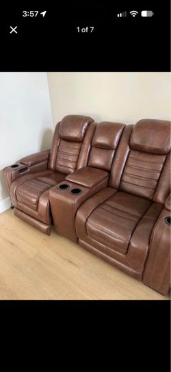 Zero Gravity Leather Recliner Consol Dual Seat (1 Couch /love Seat/ 2 Seats)