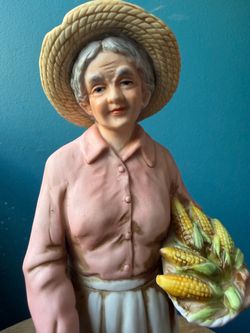 Vintage HOMCO #8807 - Harvest Woman