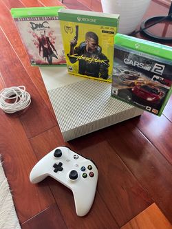 Xbox One S with 1 controller and 3 games
